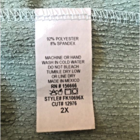 Free Kisses Sleeveless Tank Top – Plus Size 2X Green | Breezy‎ & Lightweight - Picture 11 of 14